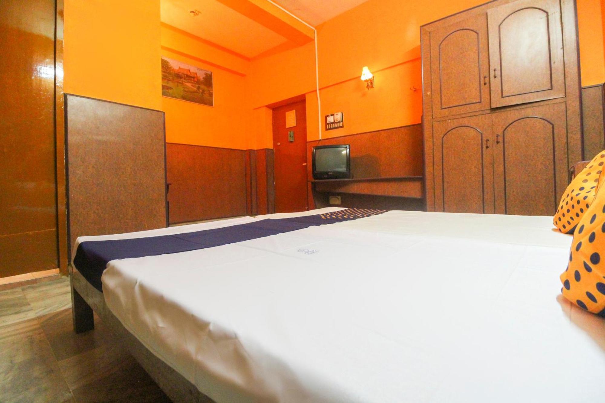 SPOT ON 62694 Hotel Maruthi Salem Exterior foto