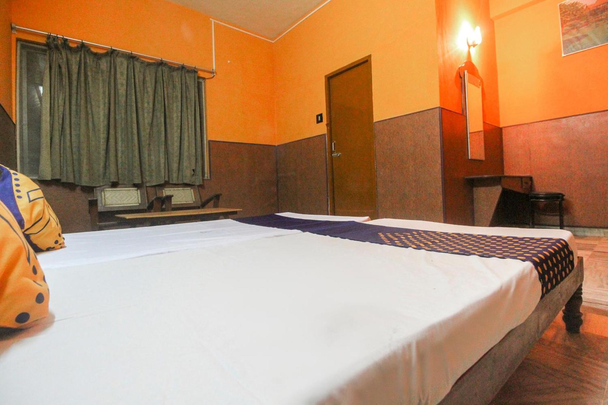 SPOT ON 62694 Hotel Maruthi Salem Exterior foto