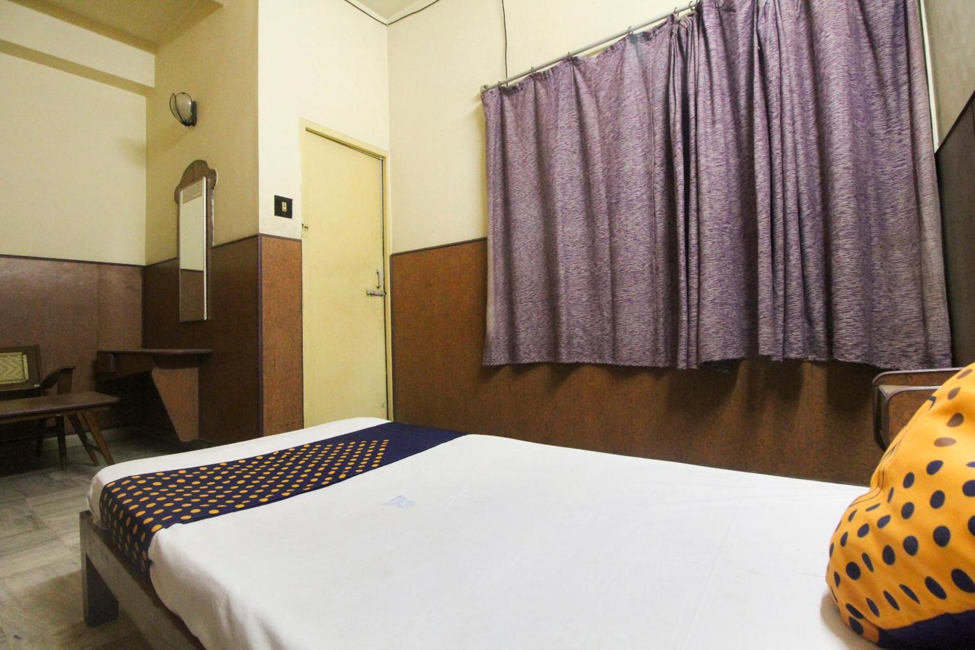 SPOT ON 62694 Hotel Maruthi Salem Exterior foto